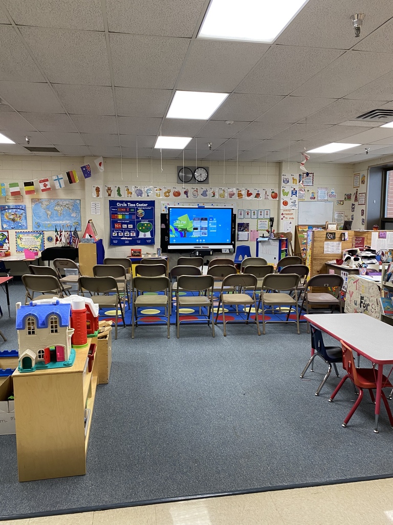 Preschool classroom set up for presentation 